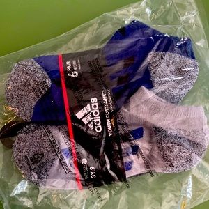 Youth adidas no show socks 3Y-9 L NWT blue & grey